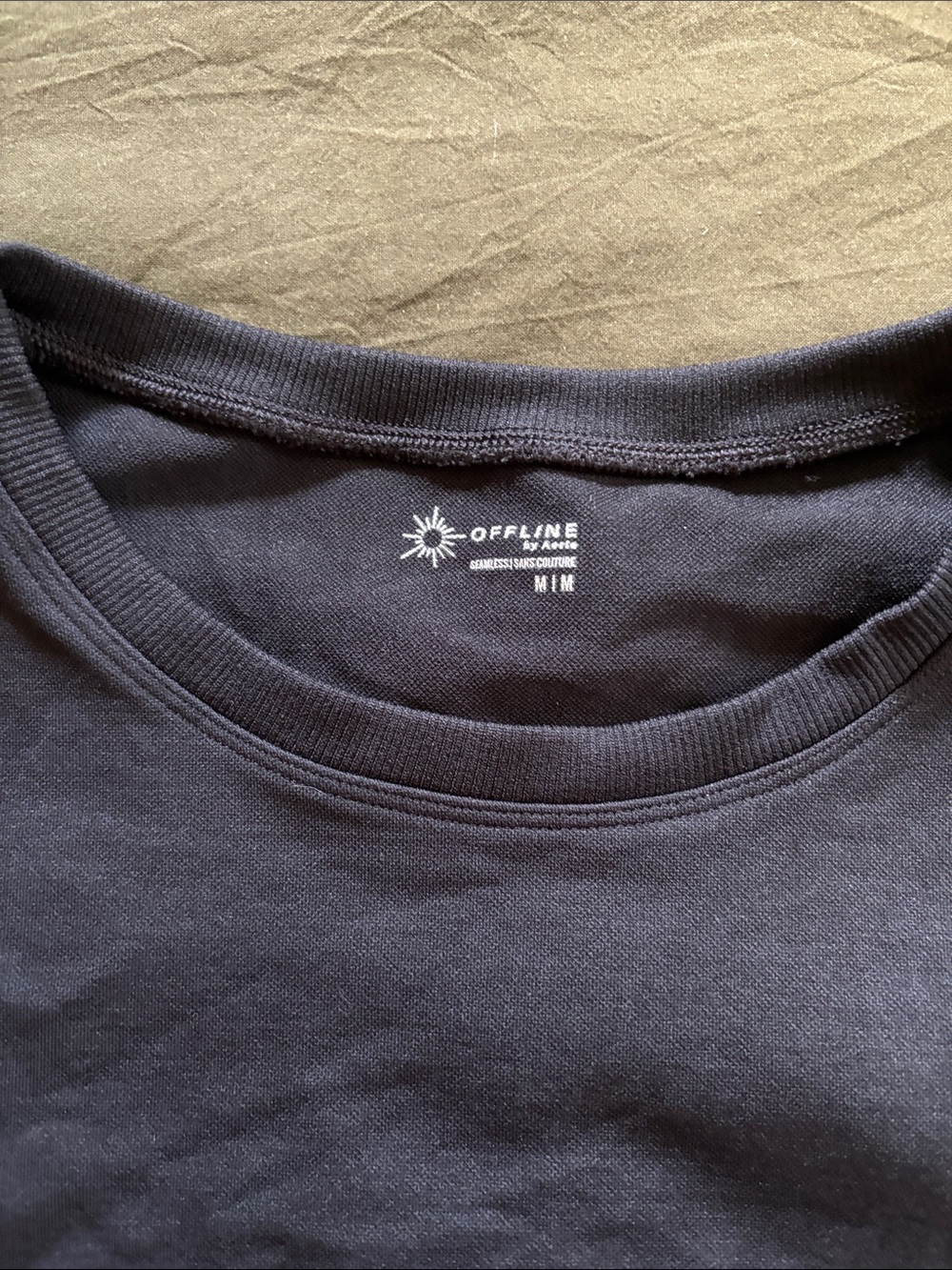Offline by Aerie Seamless Crop Top Medium - Picture 2 of 3